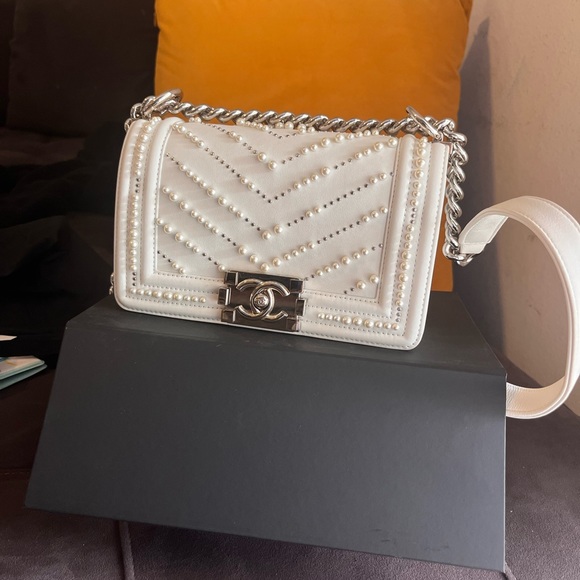 Chanel Bag - Picture 1 of 1